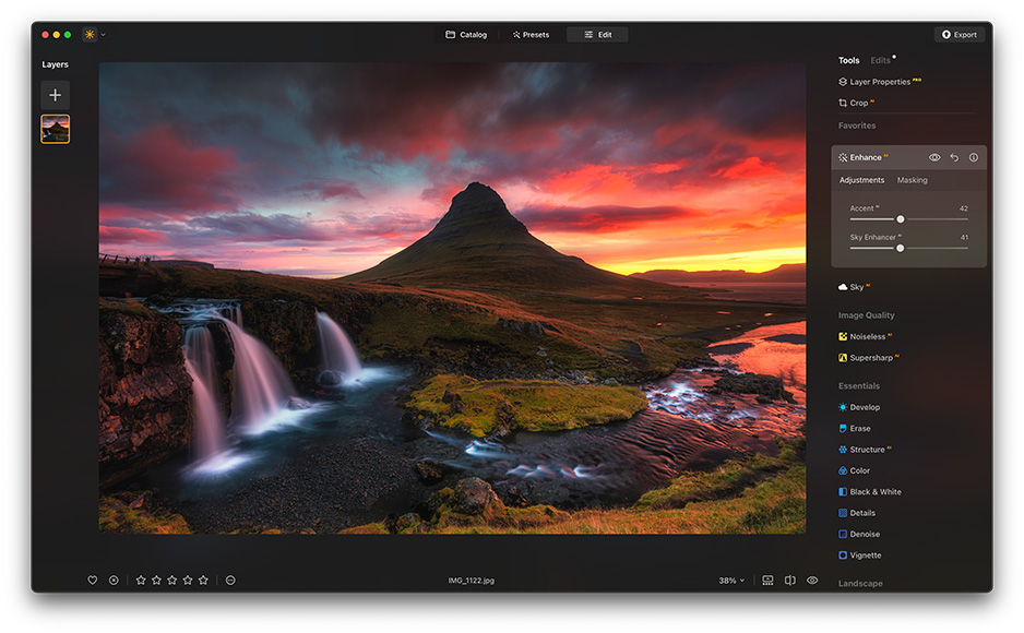 Professional RAW photo editing workspace alternative to Adobe Lightroom